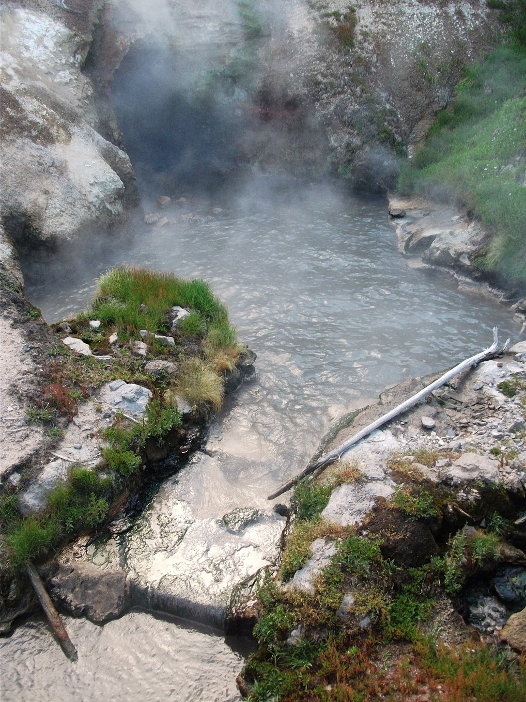 Dragons Mouth Spring